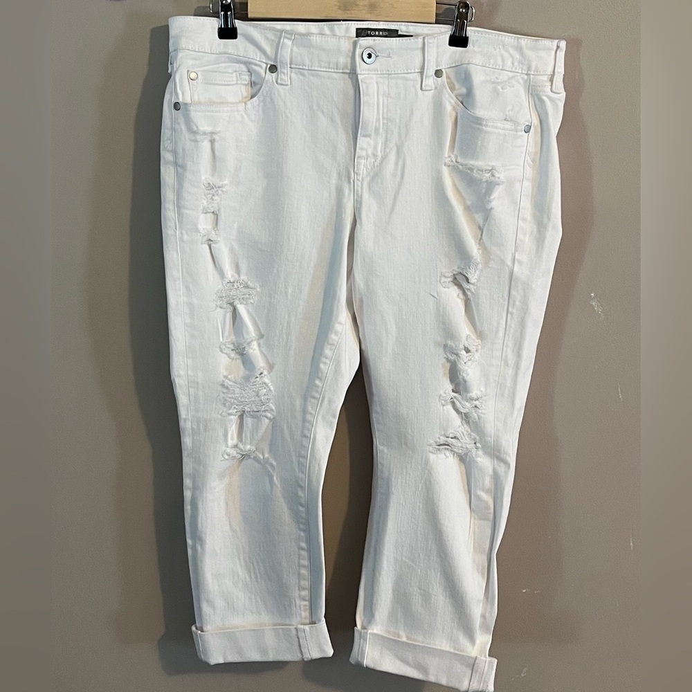 Torrid White Distressed Boyfriend Jeans - Picture 1 of 7